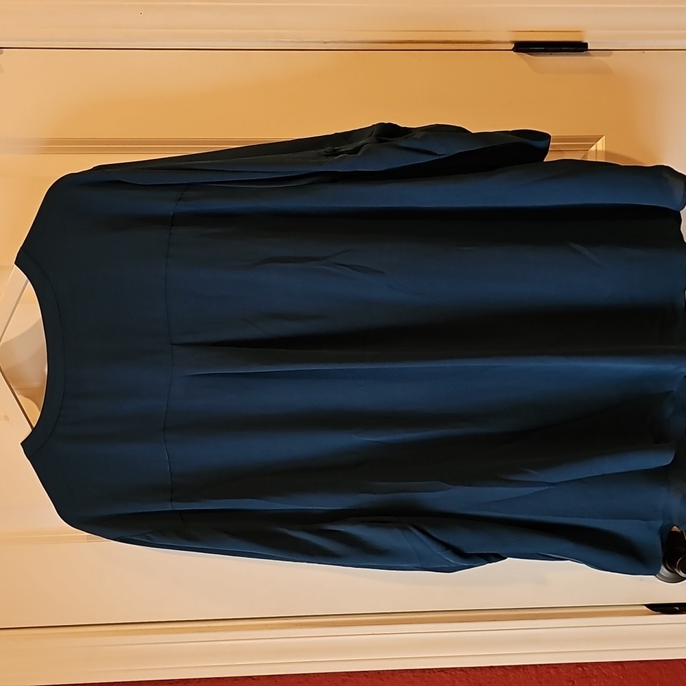 TORRID Top - Picture 3 of 7
